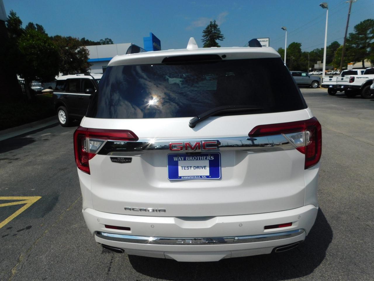 GMC Acadia FWD 4dr Denali 2020