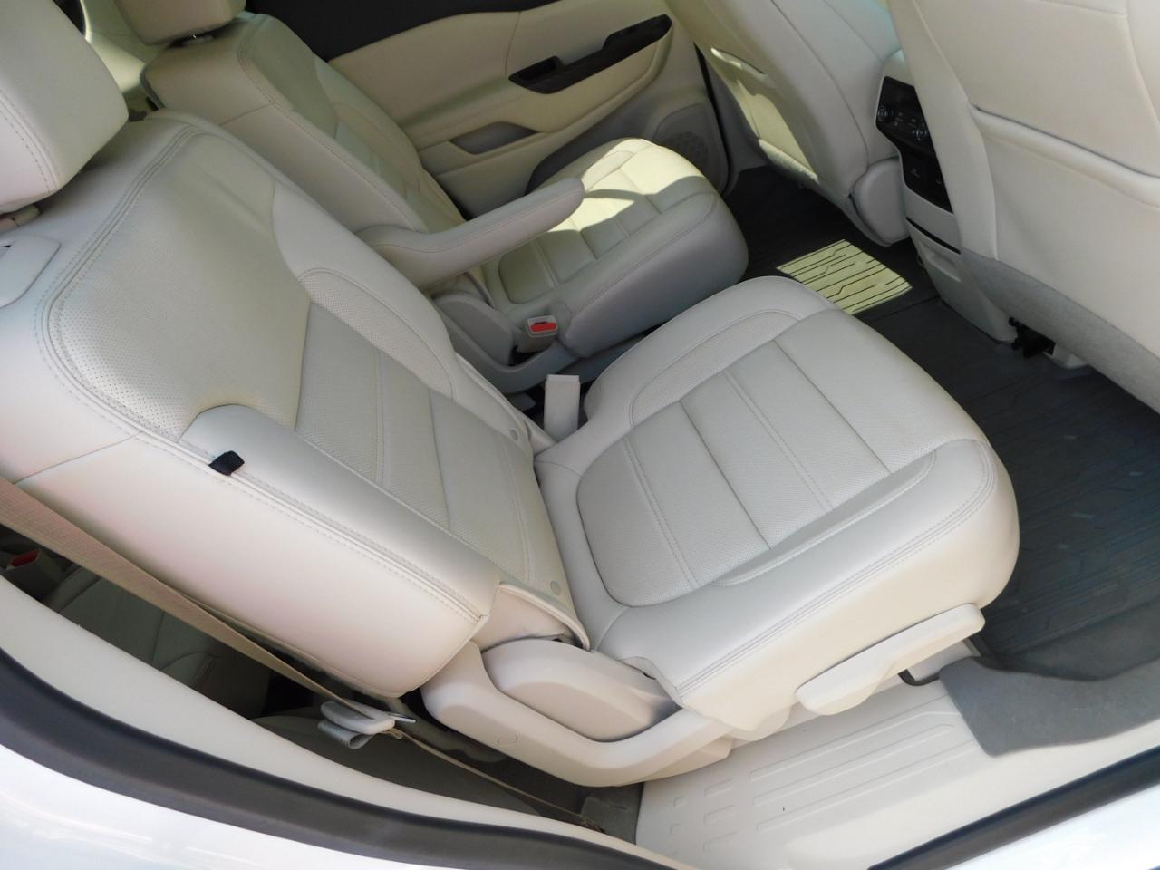 GMC Acadia FWD 4dr Denali 2020