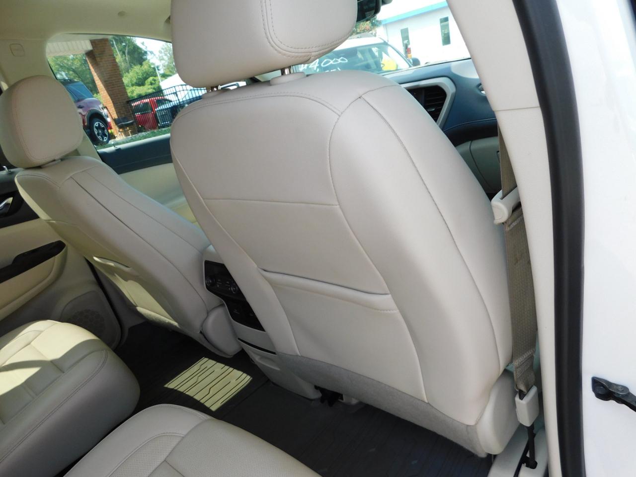 GMC Acadia FWD 4dr Denali 2020