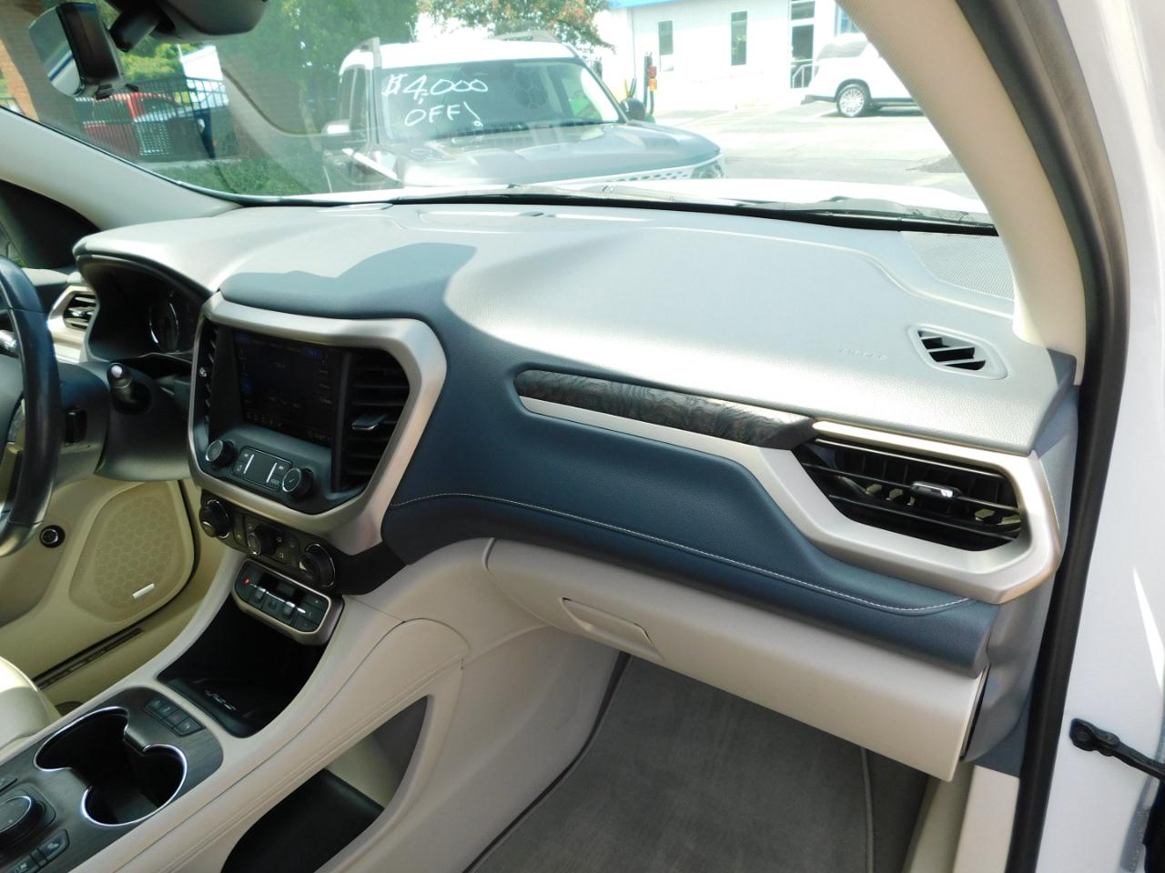 GMC Acadia FWD 4dr Denali 2020