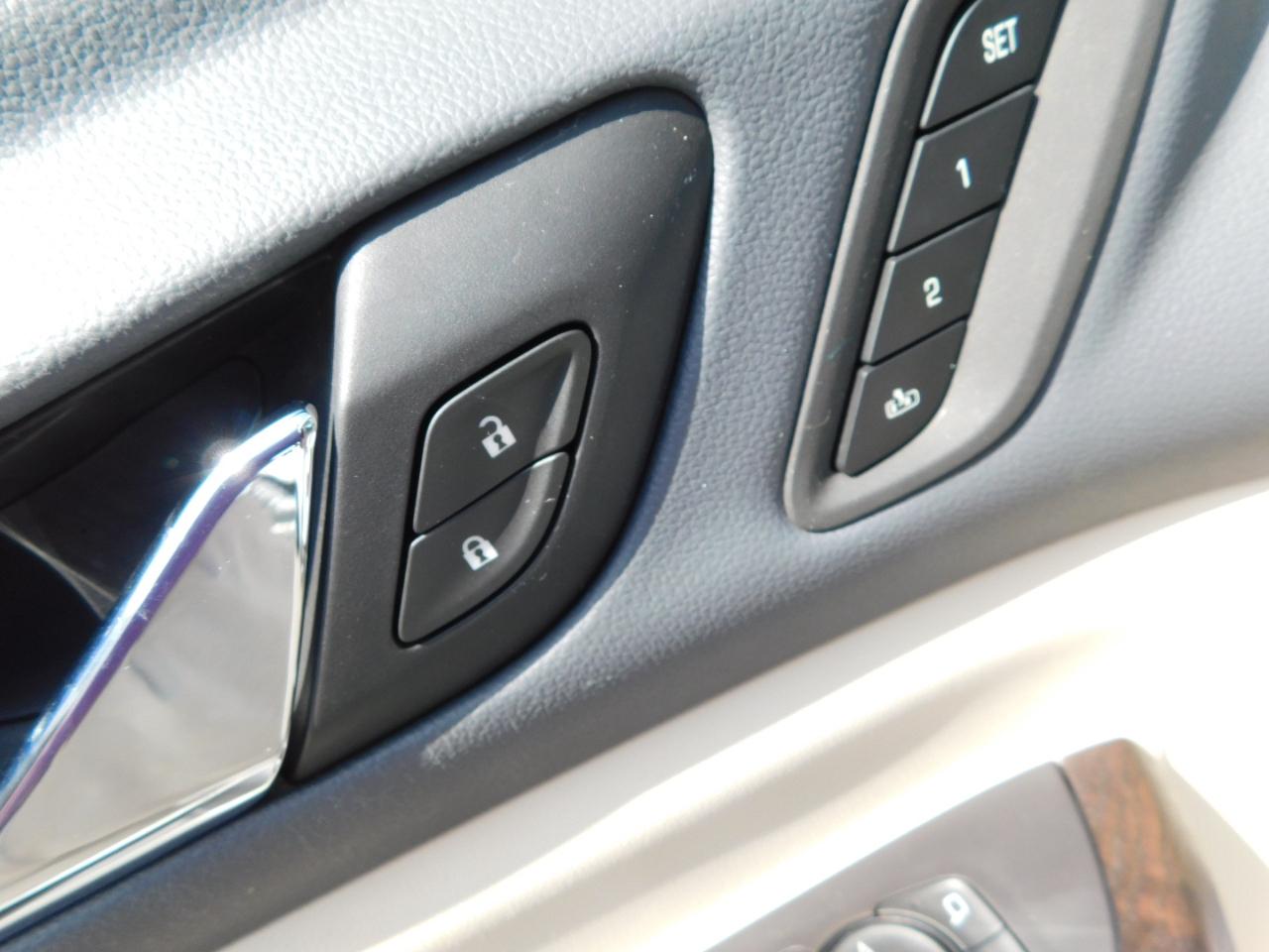 GMC Acadia FWD 4dr Denali 2020