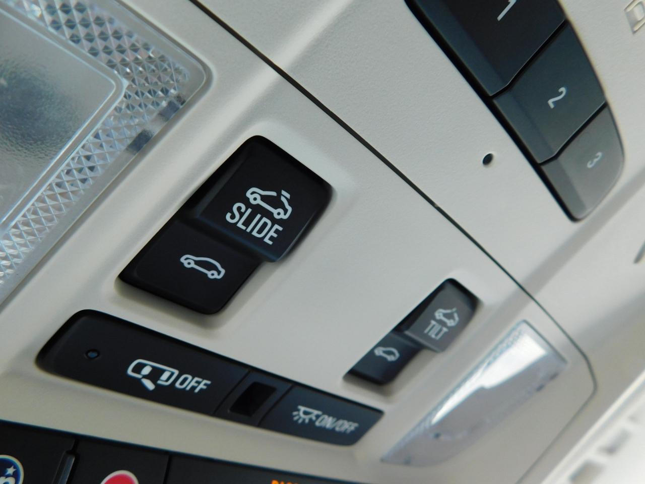 GMC Acadia FWD 4dr Denali 2020