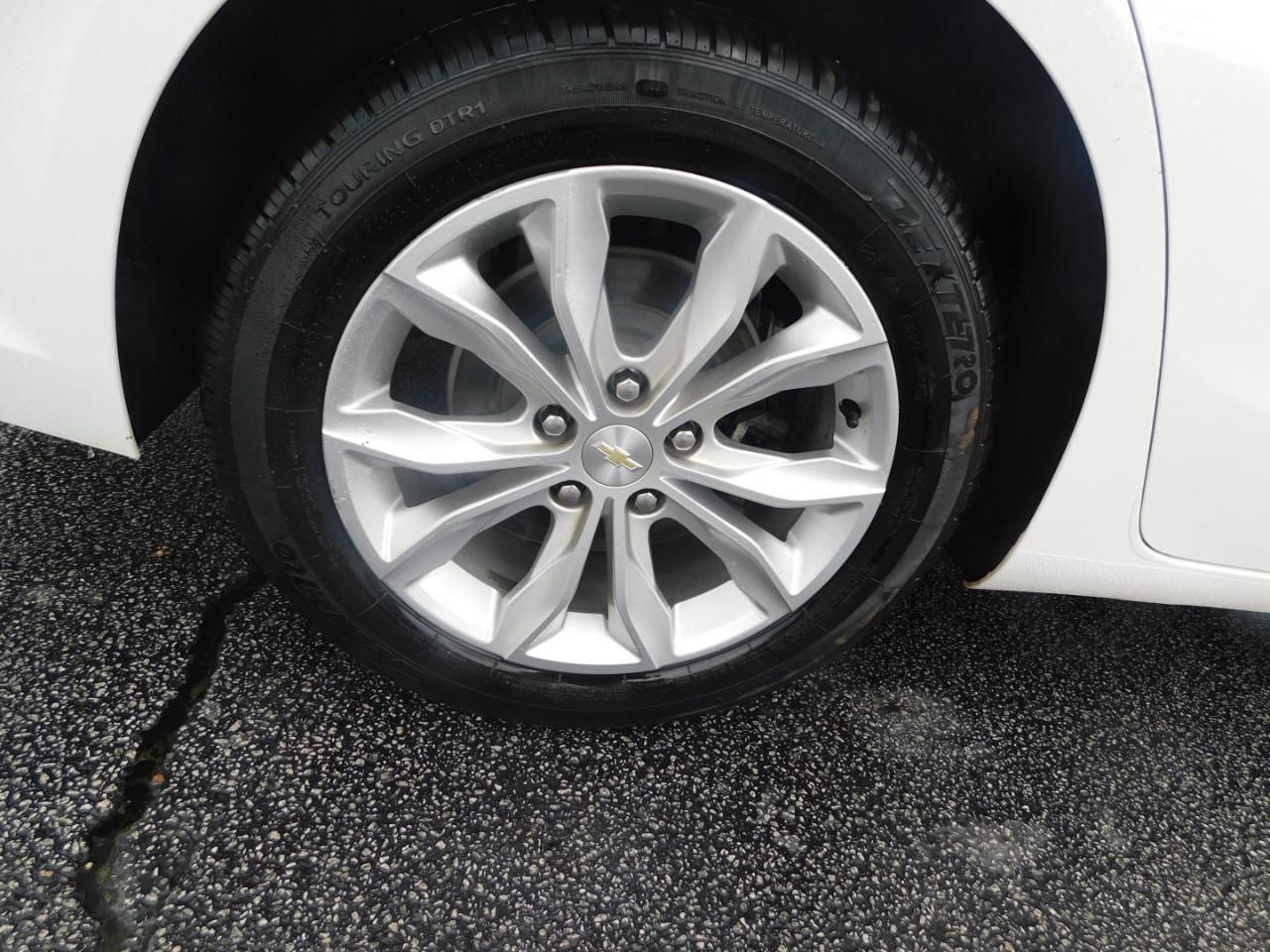 Chevrolet Malibu 4dr Sdn LT 2020