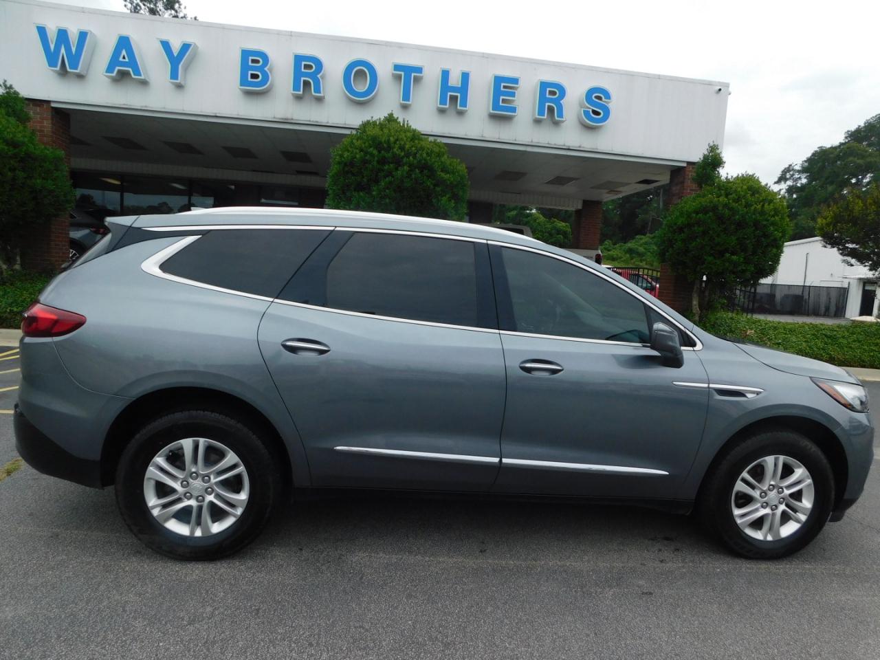Buick Enclave FWD 4dr Essence 2020