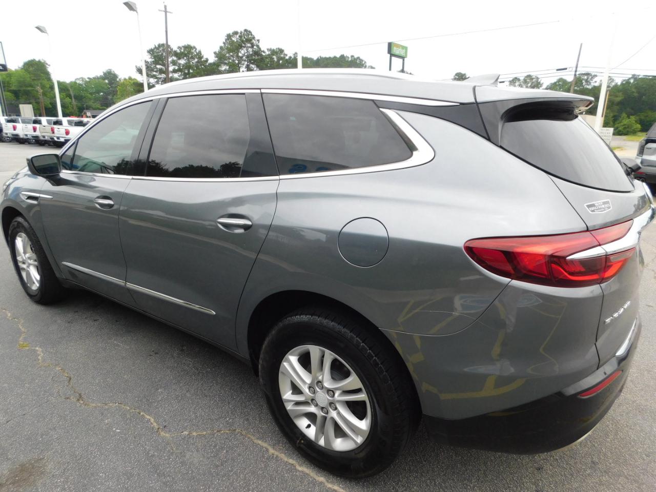 Buick Enclave FWD 4dr Essence 2020