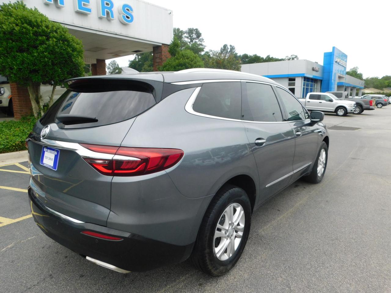 Buick Enclave FWD 4dr Essence 2020