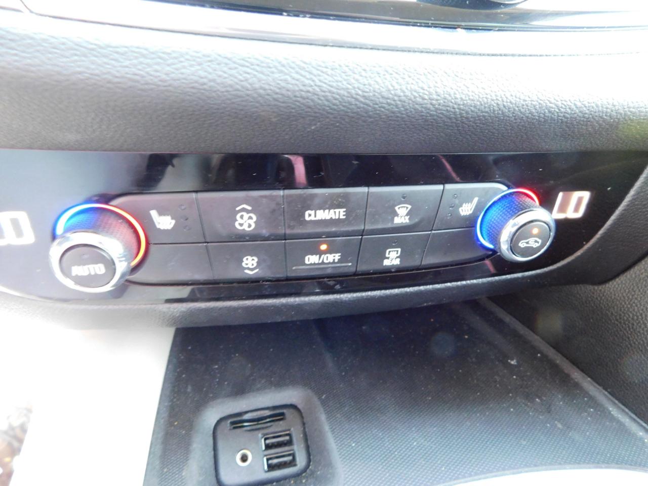 Buick Enclave FWD 4dr Essence 2020