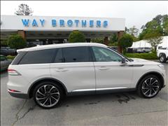 2020 Lincoln Aviator 