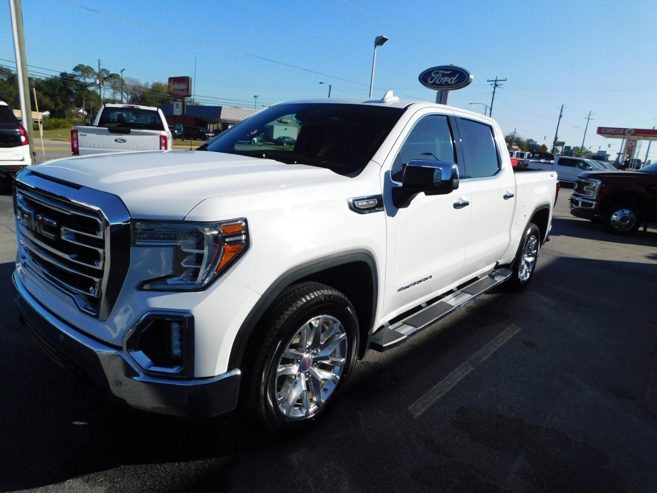 GMC Sierra 1500 4WD Crew Cab 147" SLT 2021