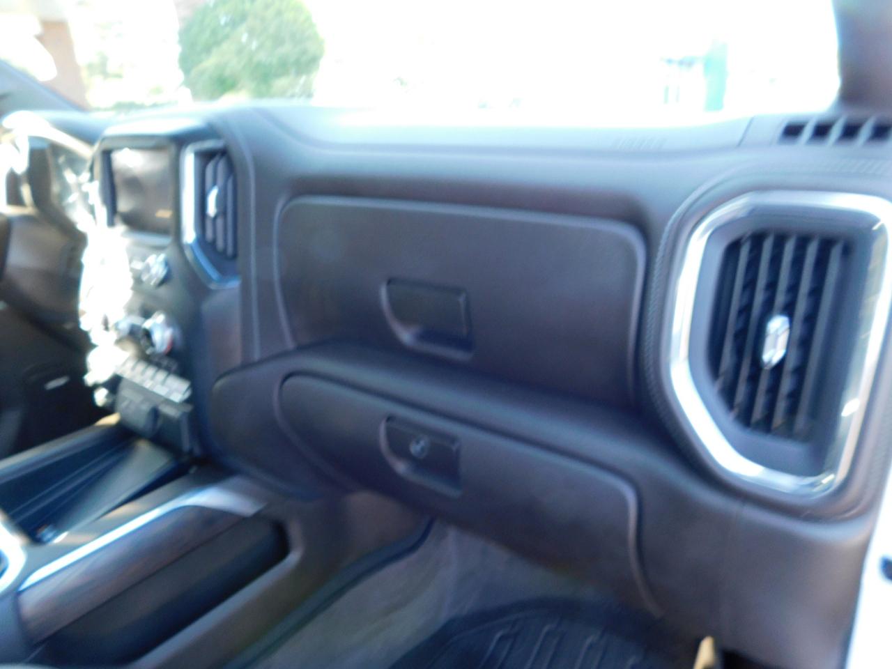 GMC Sierra 1500 4WD Crew Cab 147" SLT 2021