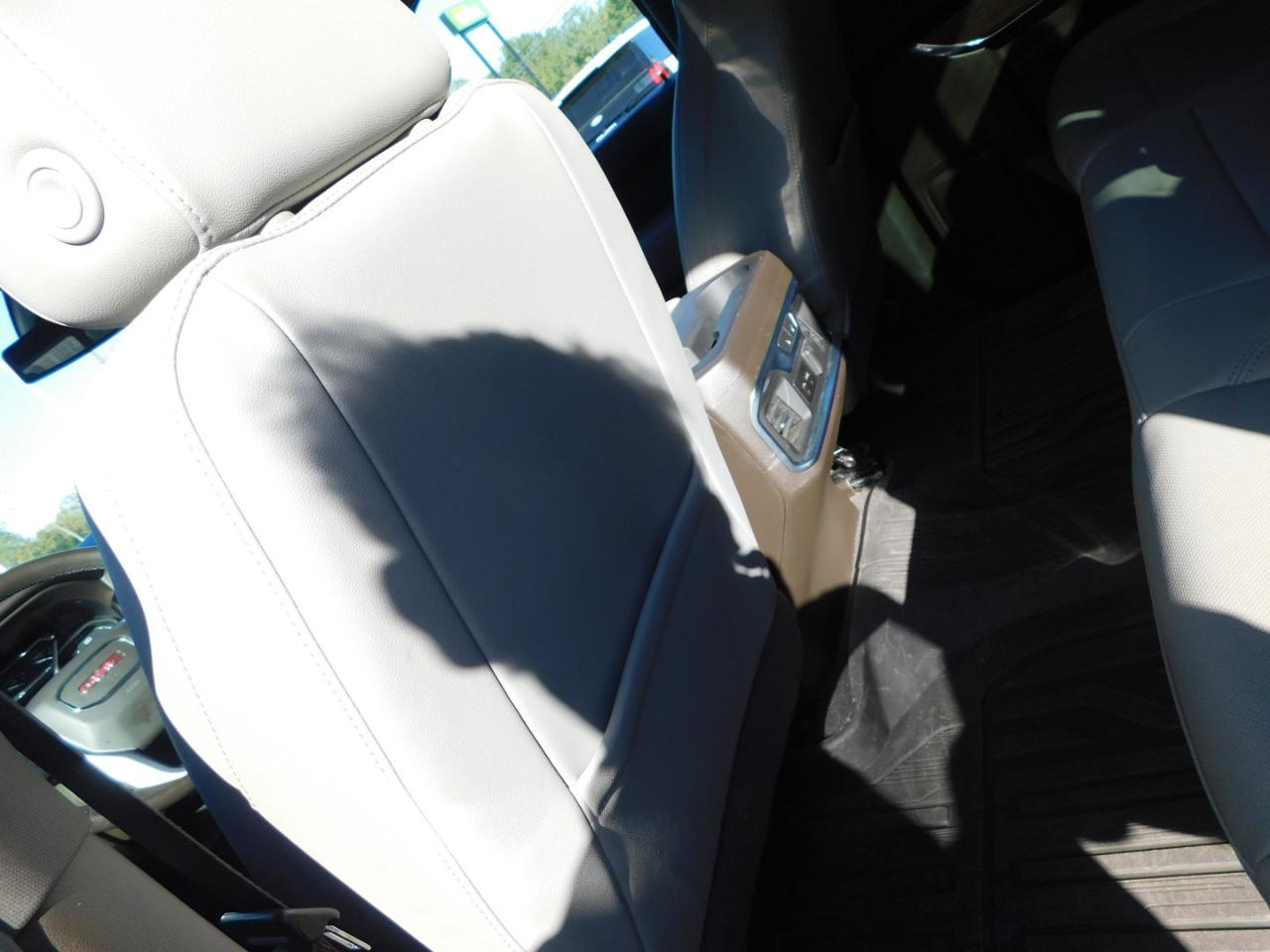 GMC Sierra 1500 4WD Crew Cab 147" SLT 2021