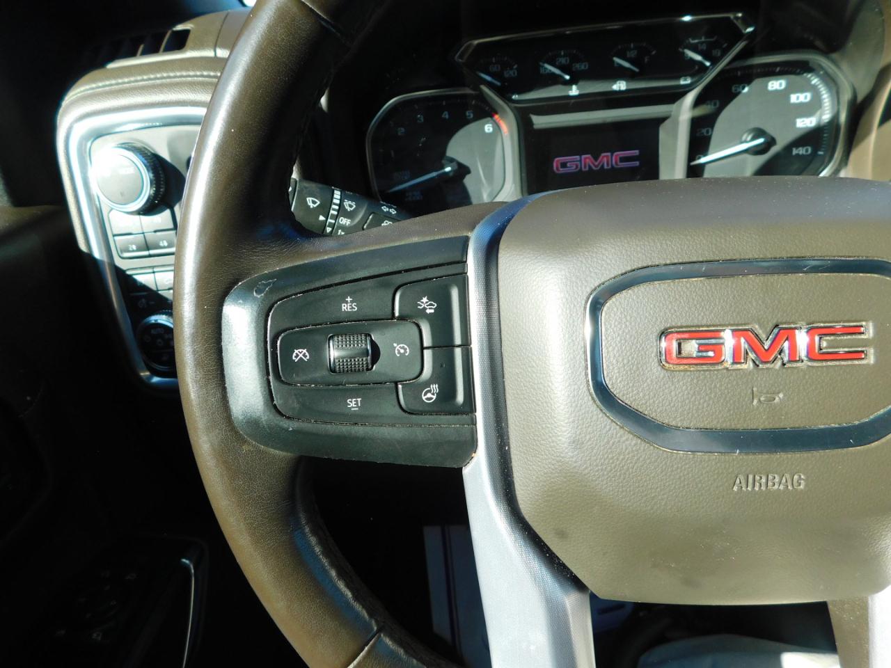GMC Sierra 1500 4WD Crew Cab 147" SLT 2021