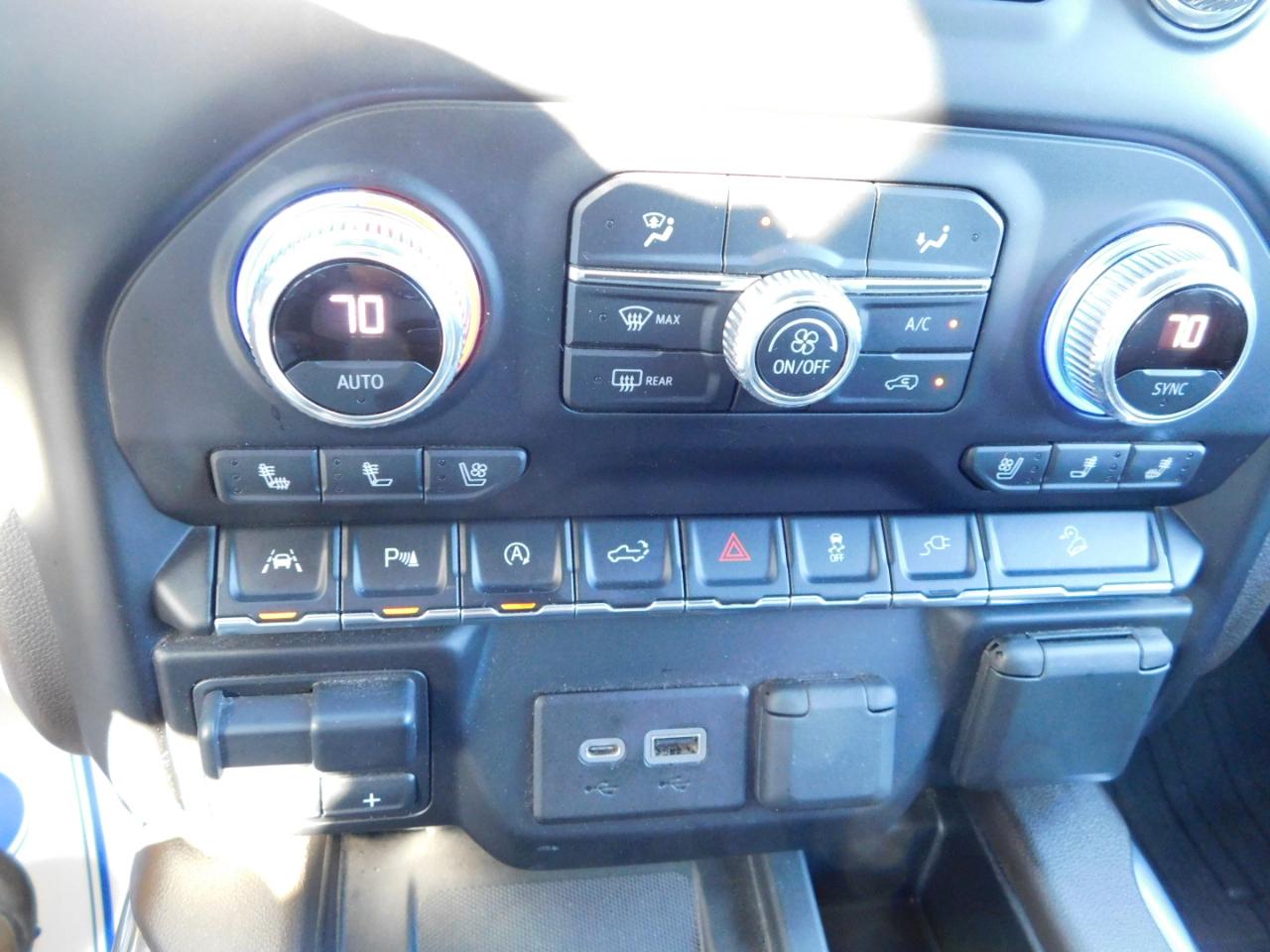GMC Sierra 1500 4WD Crew Cab 147" SLT 2021