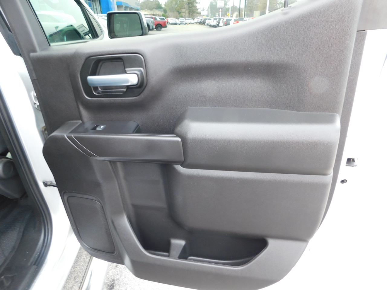 Chevrolet Silverado 1500 4WD Crew Cab 147" LT 2021