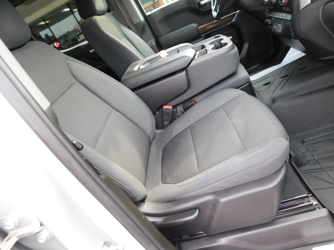 Chevrolet Silverado 1500 4WD Crew Cab 147" LT 2021