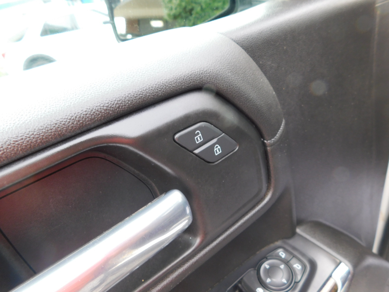 Chevrolet Silverado 1500 4WD Crew Cab 147" LT 2021