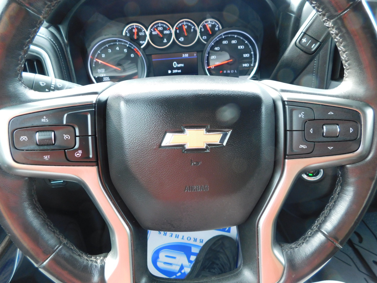 Chevrolet Silverado 1500 4WD Crew Cab 147" LT 2021