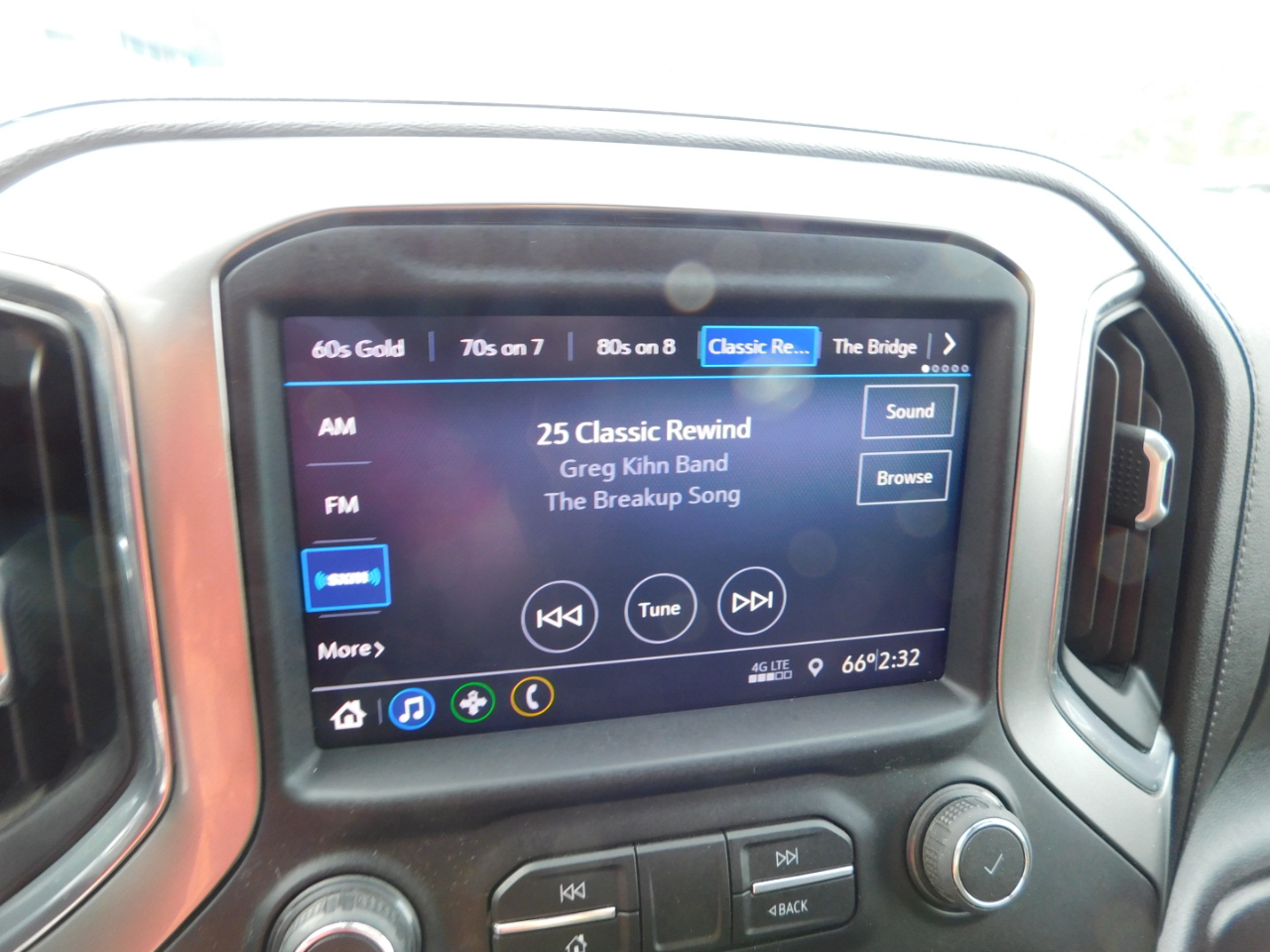 Chevrolet Silverado 1500 4WD Crew Cab 147" LT 2021