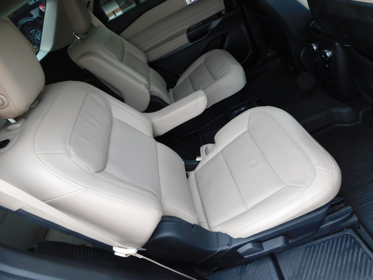 Ford Explorer Limited FWD 2020