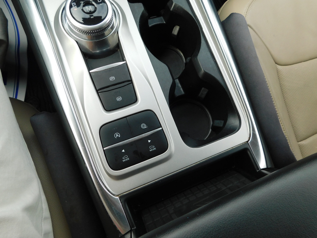 Ford Explorer Limited FWD 2020