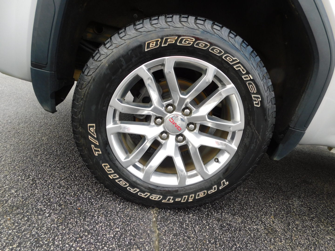 GMC Sierra 1500 4WD Crew Cab 147" SLE 2021