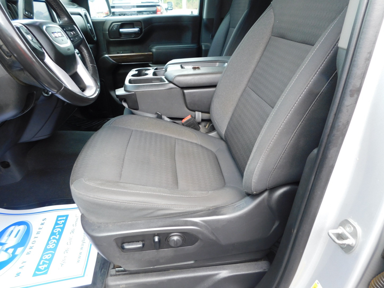 GMC Sierra 1500 4WD Crew Cab 147" SLE 2021