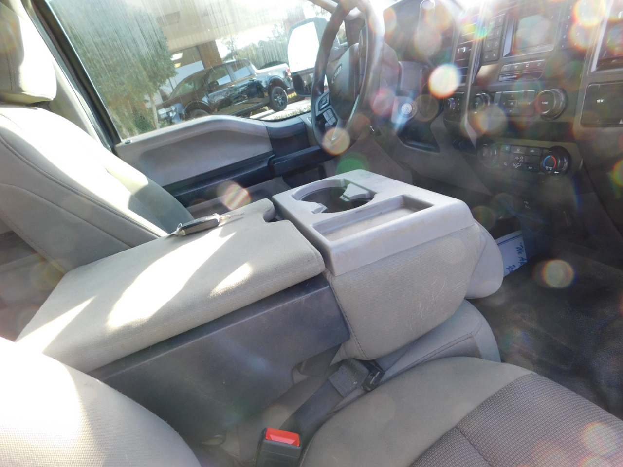 Ford Super Duty F-350 DRW  2022