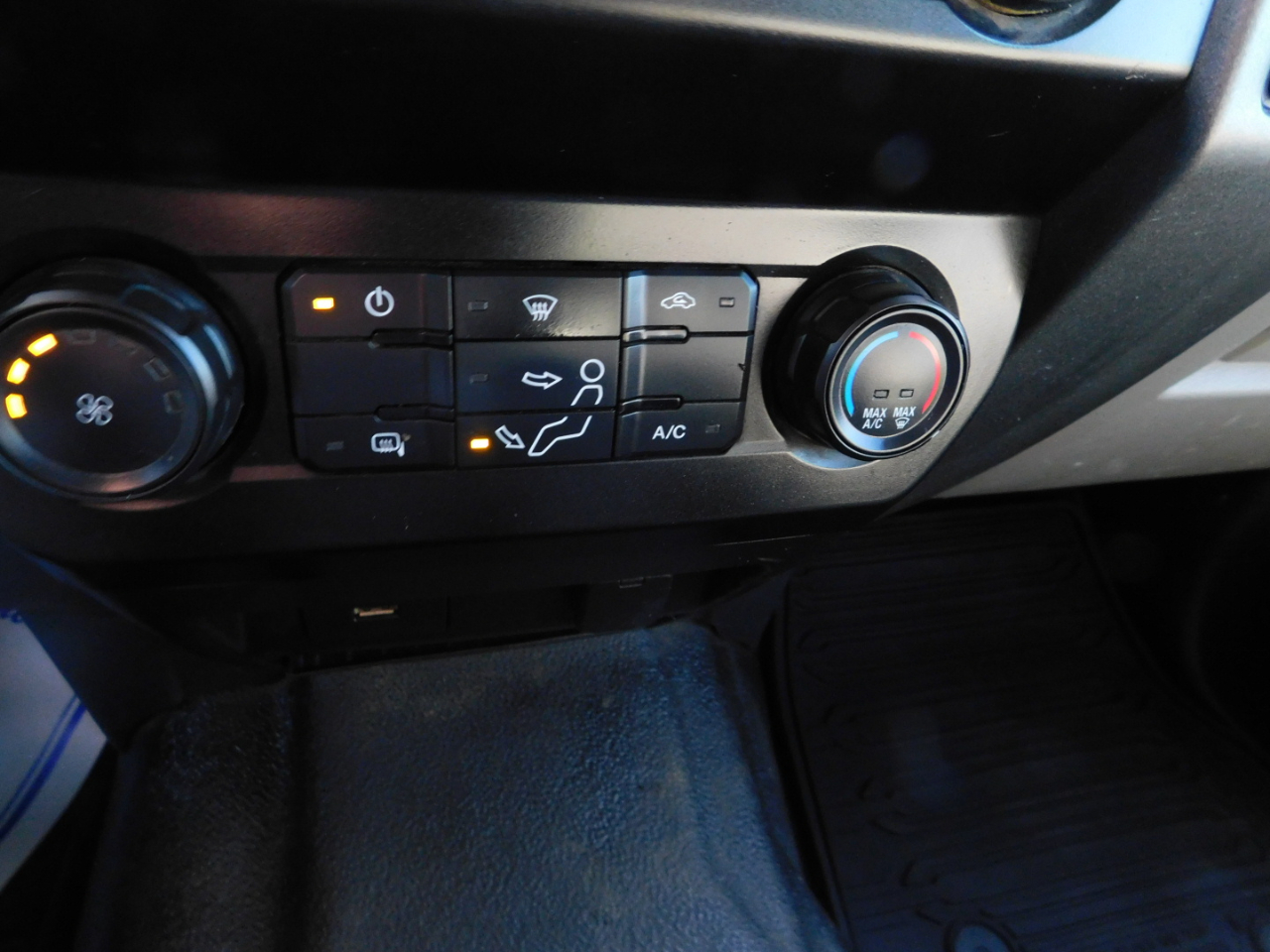 Ford Super Duty F-350 DRW  2022