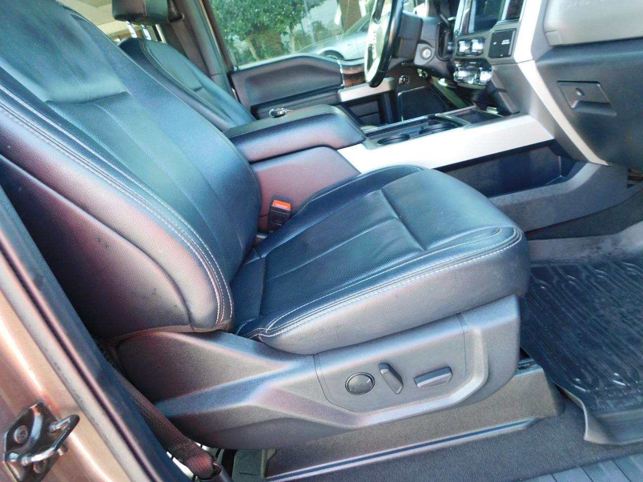 Ford Super Duty F-250 SRW  2022