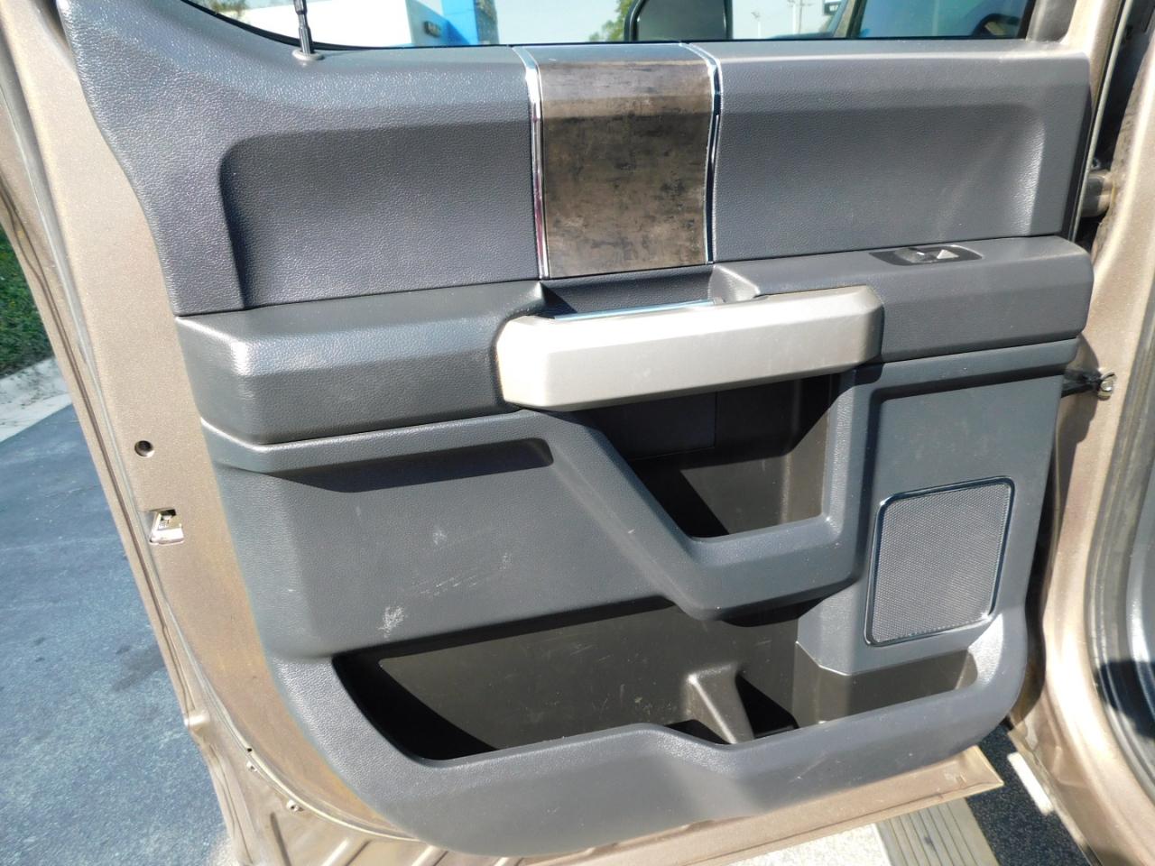 Ford Super Duty F-250 SRW  2022