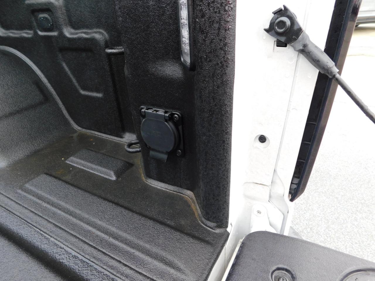 GMC Sierra 1500 2WD Crew Cab 147" Denali 2022