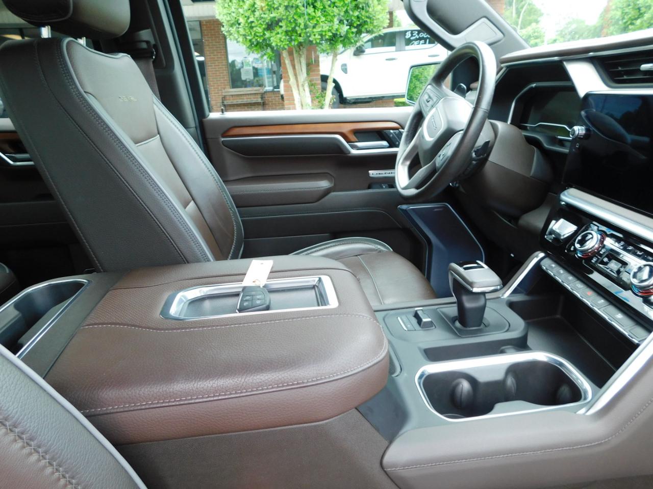 GMC Sierra 1500 2WD Crew Cab 147" Denali 2022