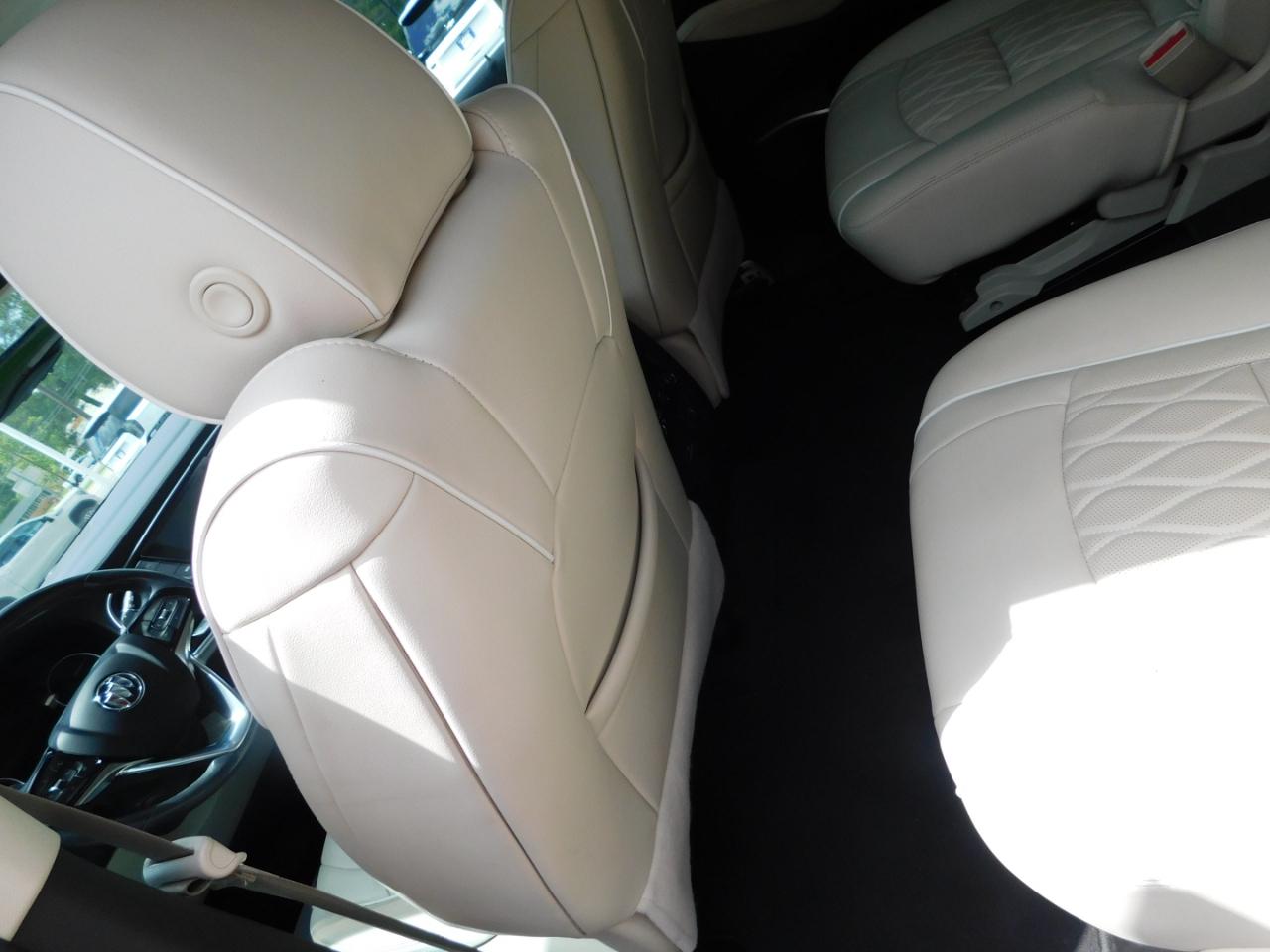 Buick Enclave FWD 4dr Avenir 2023