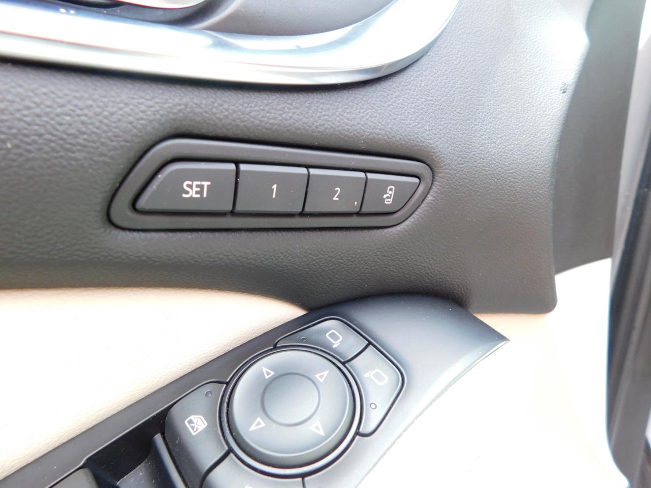 Buick Enclave FWD 4dr Avenir 2023