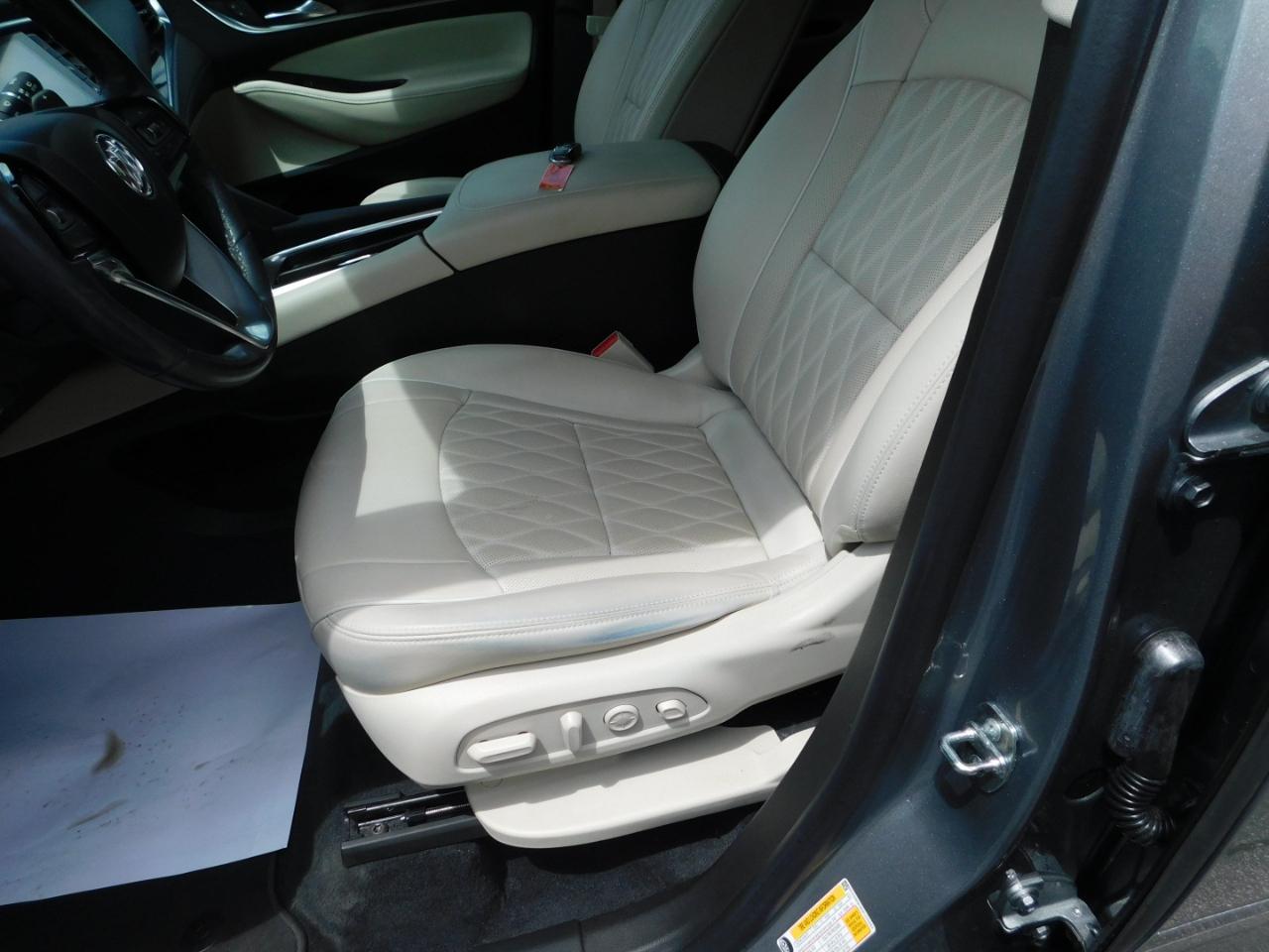 Buick Enclave FWD 4dr Avenir 2023