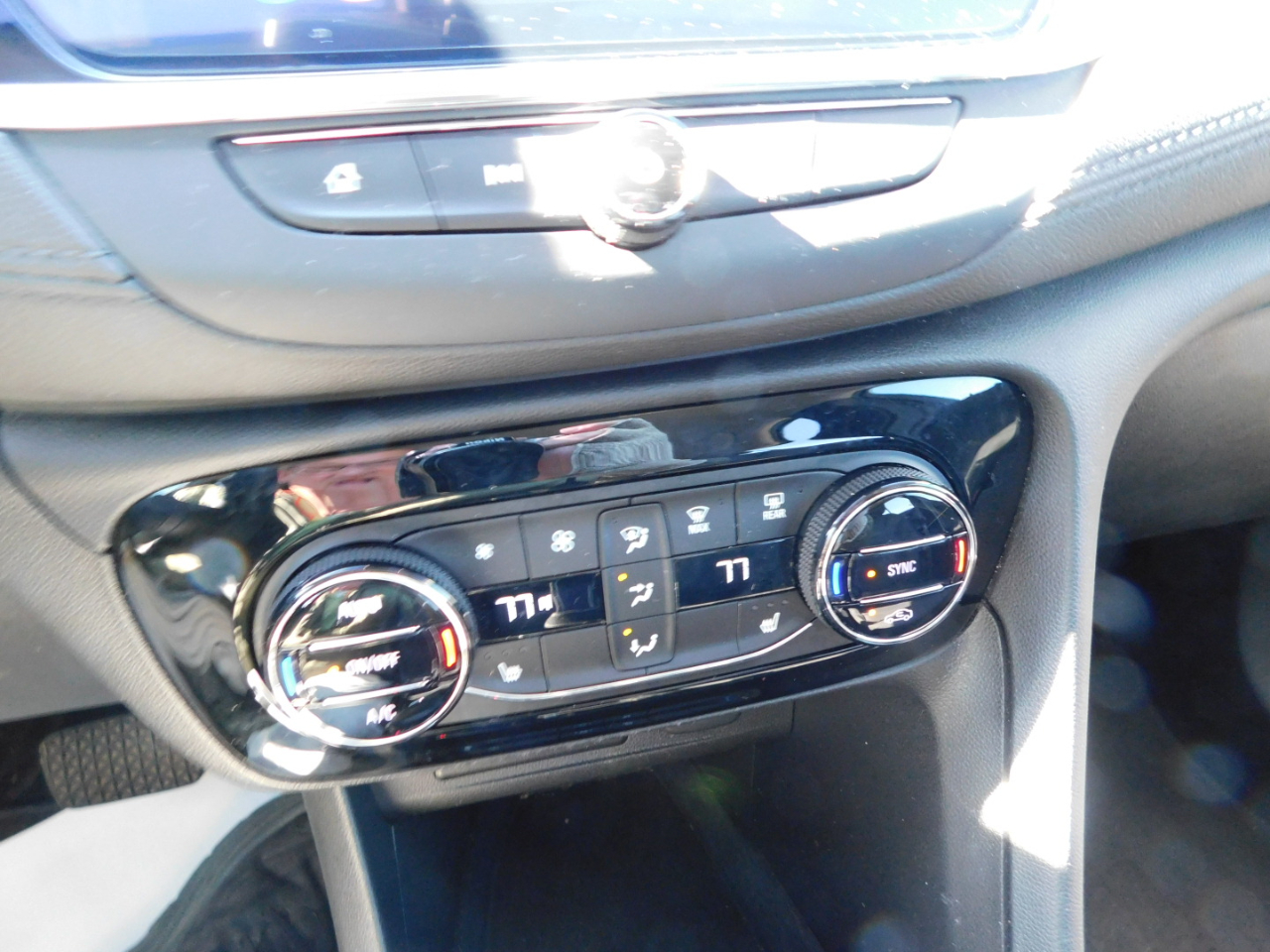 Buick Encore GX FWD 4dr Select 2023