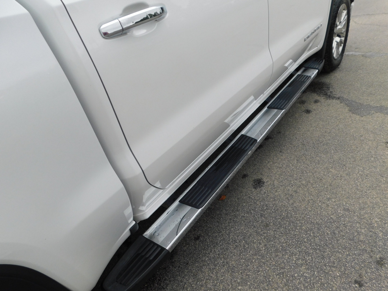 GMC Sierra 1500 4WD Crew Cab 147" Denali 2022 GMC Sierra 1500 4WD Crew Cab 147" Denali 2022