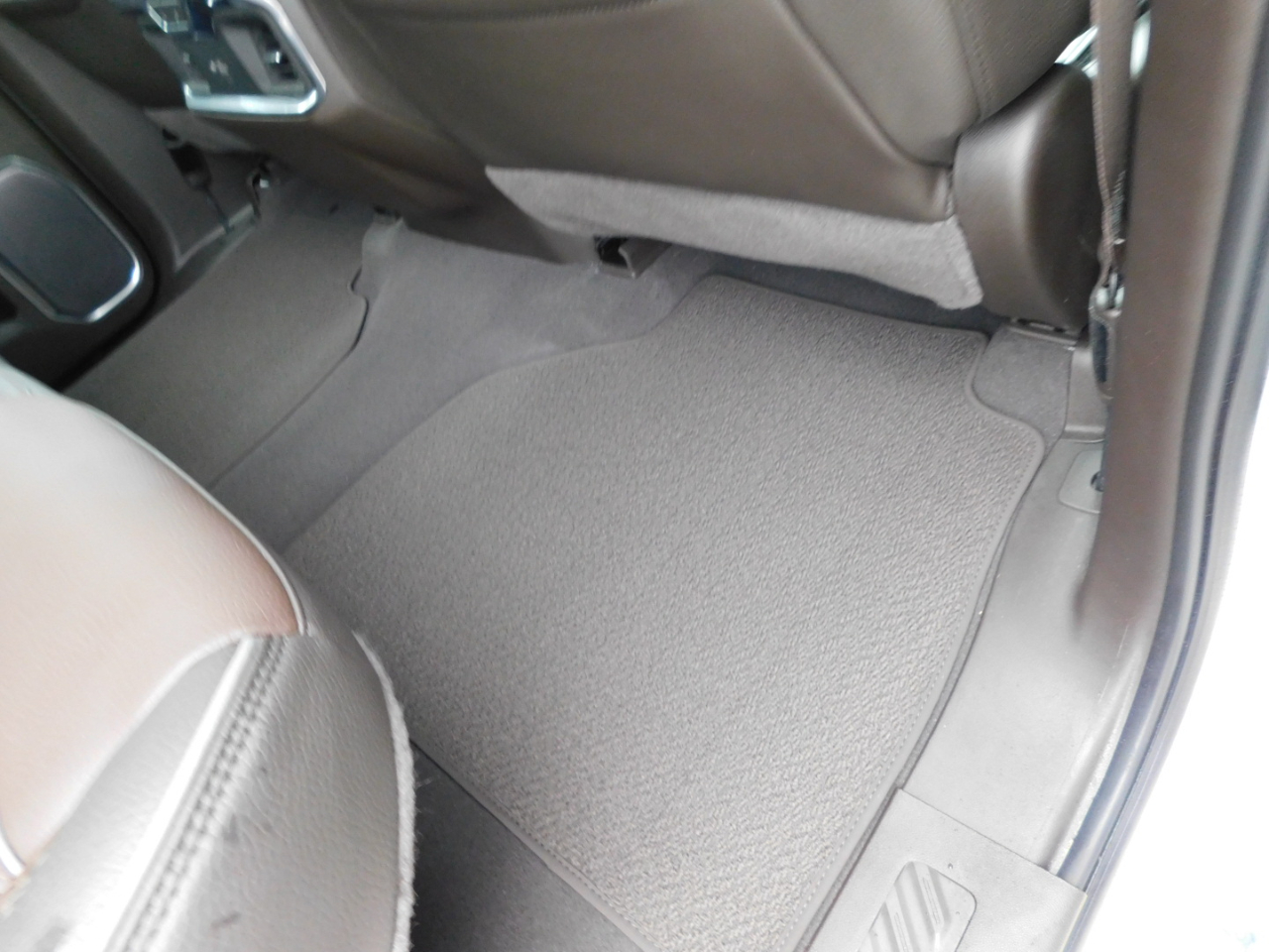 GMC Sierra 1500 4WD Crew Cab 147" Denali 2022 GMC Sierra 1500 4WD Crew Cab 147" Denali 2022