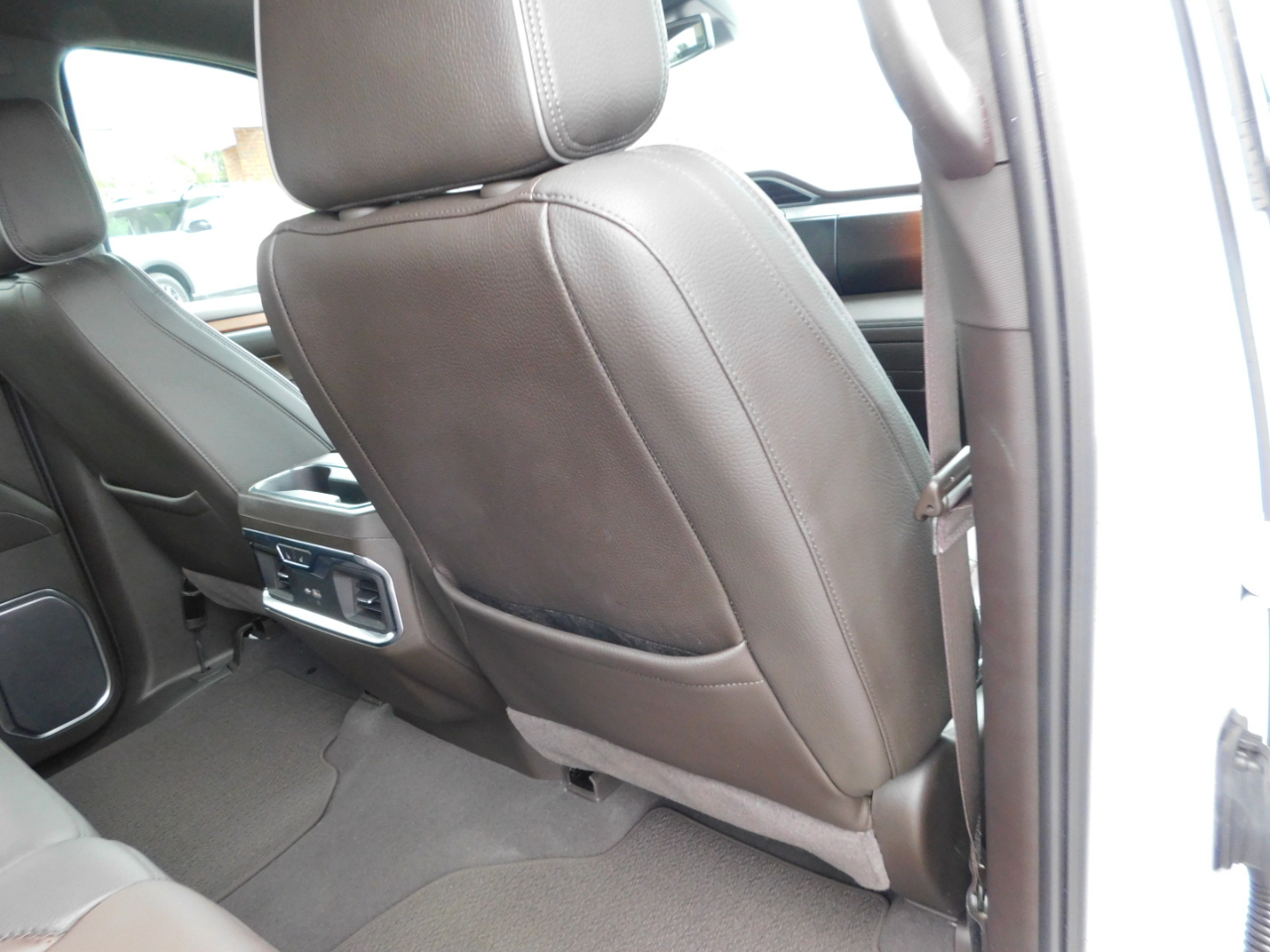 GMC Sierra 1500 4WD Crew Cab 147" Denali 2022 GMC Sierra 1500 4WD Crew Cab 147" Denali 2022