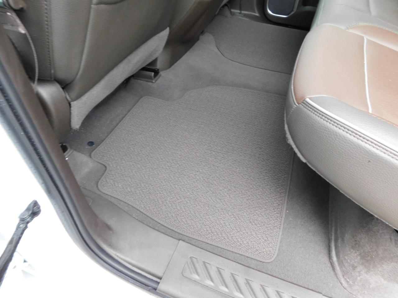 GMC Sierra 1500 4WD Crew Cab 147" Denali 2022 GMC Sierra 1500 4WD Crew Cab 147" Denali 2022