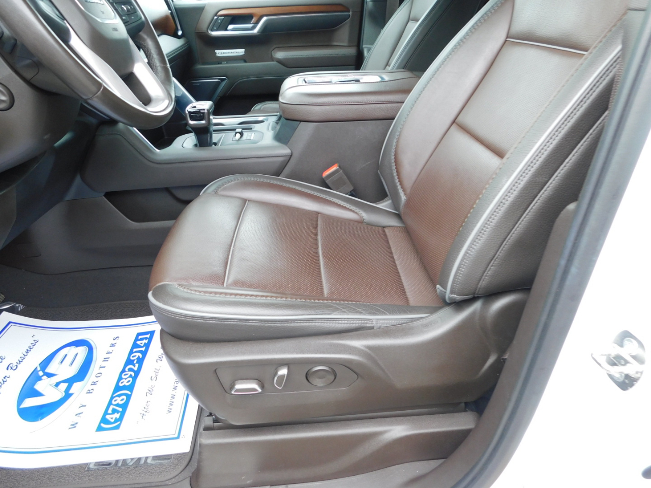 GMC Sierra 1500 4WD Crew Cab 147" Denali 2022 GMC Sierra 1500 4WD Crew Cab 147" Denali 2022