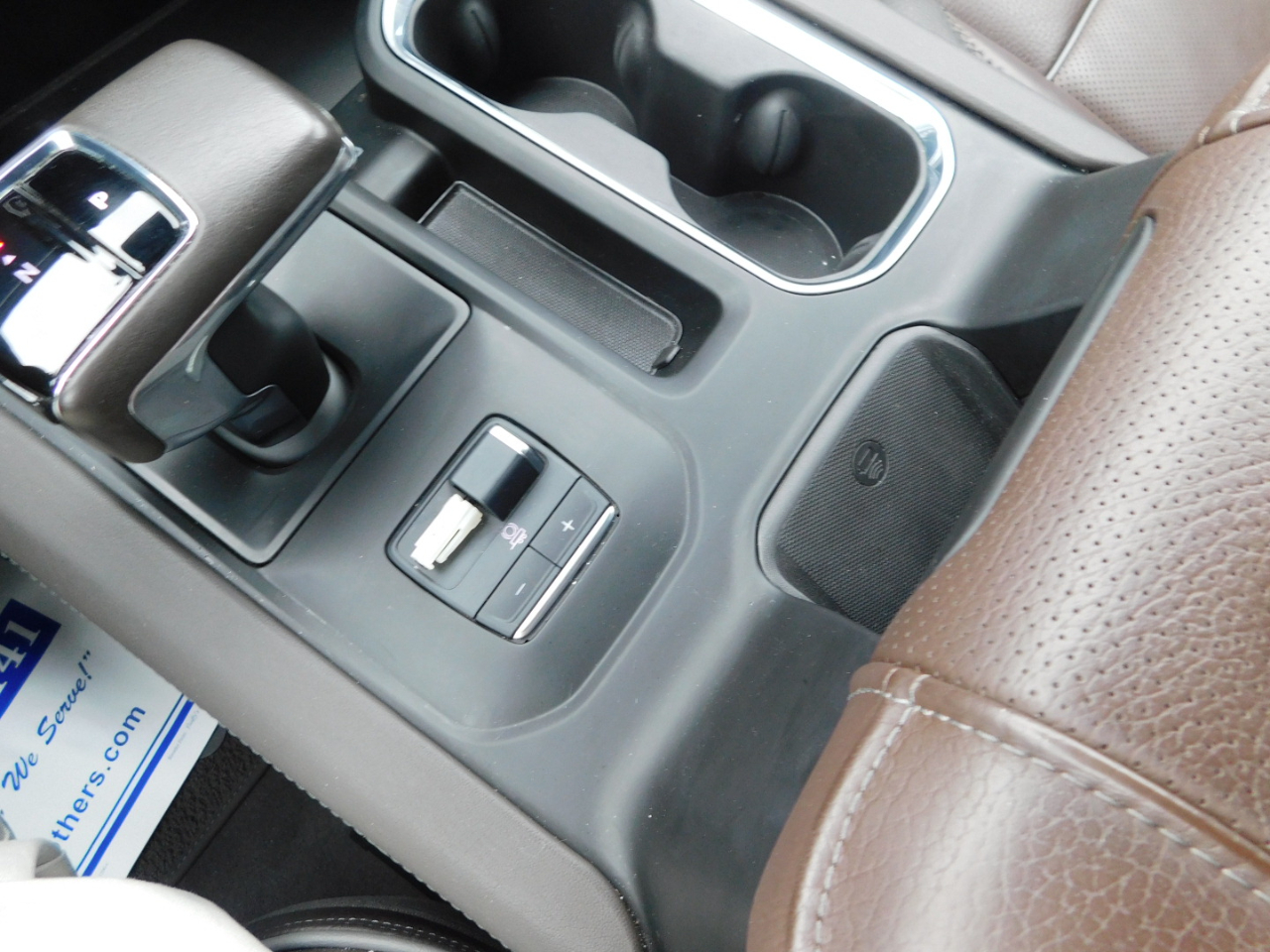 GMC Sierra 1500 4WD Crew Cab 147" Denali 2022 GMC Sierra 1500 4WD Crew Cab 147" Denali 2022