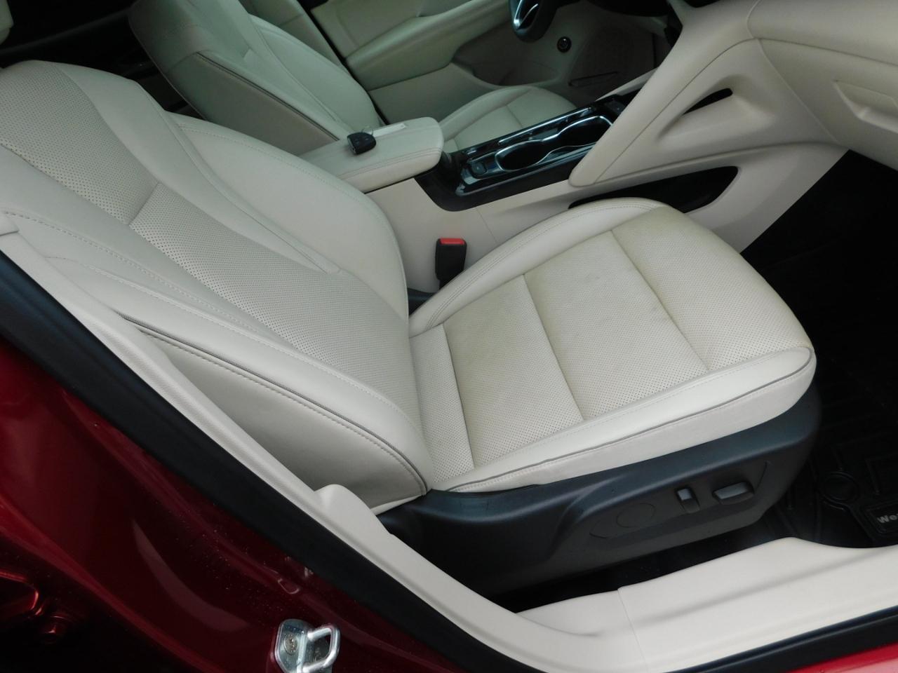 Buick Envision FWD 4dr Essence 2022