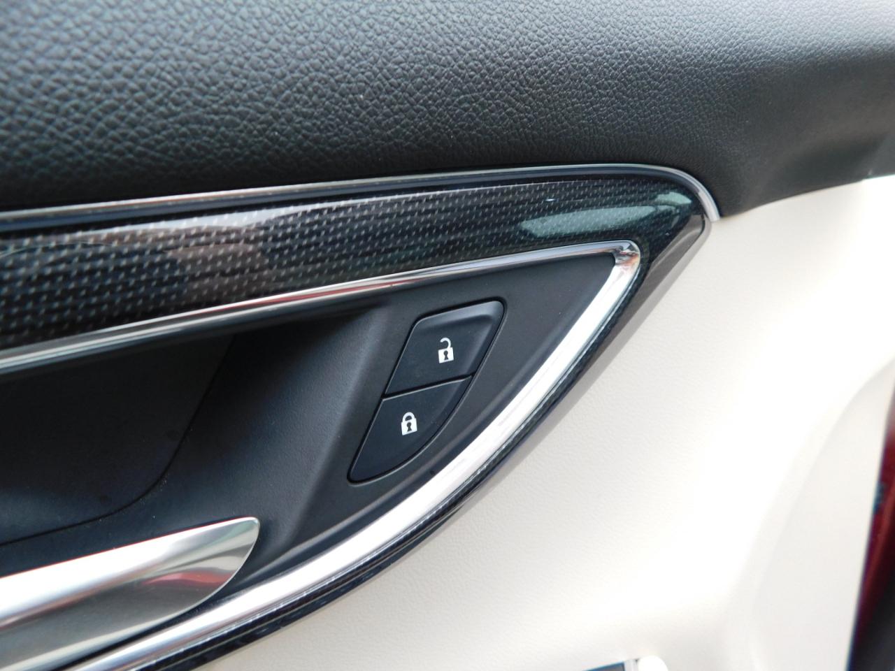 Buick Envision FWD 4dr Essence 2022