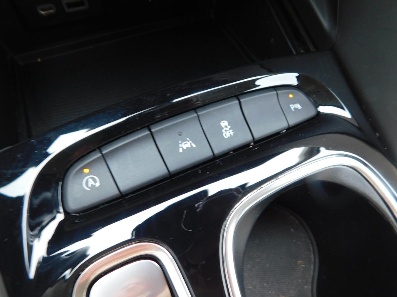 Buick Envision FWD 4dr Essence 2022
