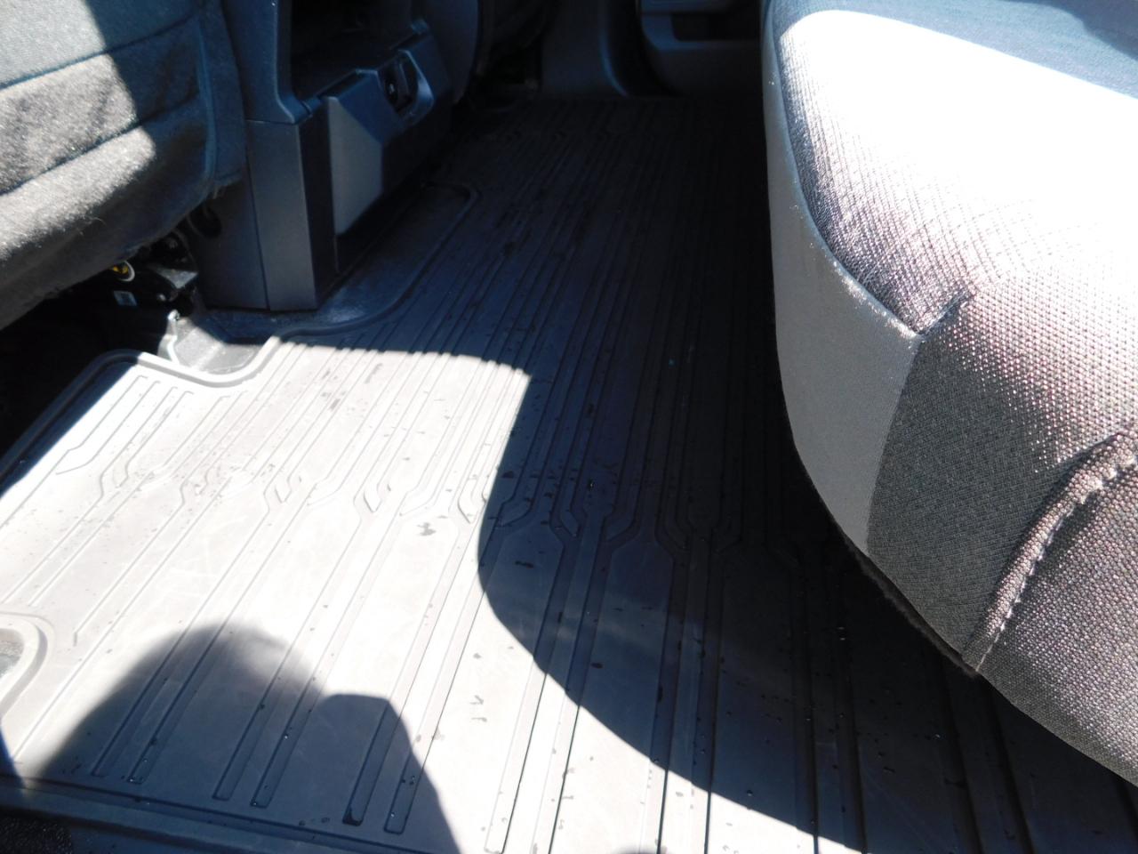 Ford Super Duty F-350 DRW XLT 4WD Crew Cab 8' Box 2023