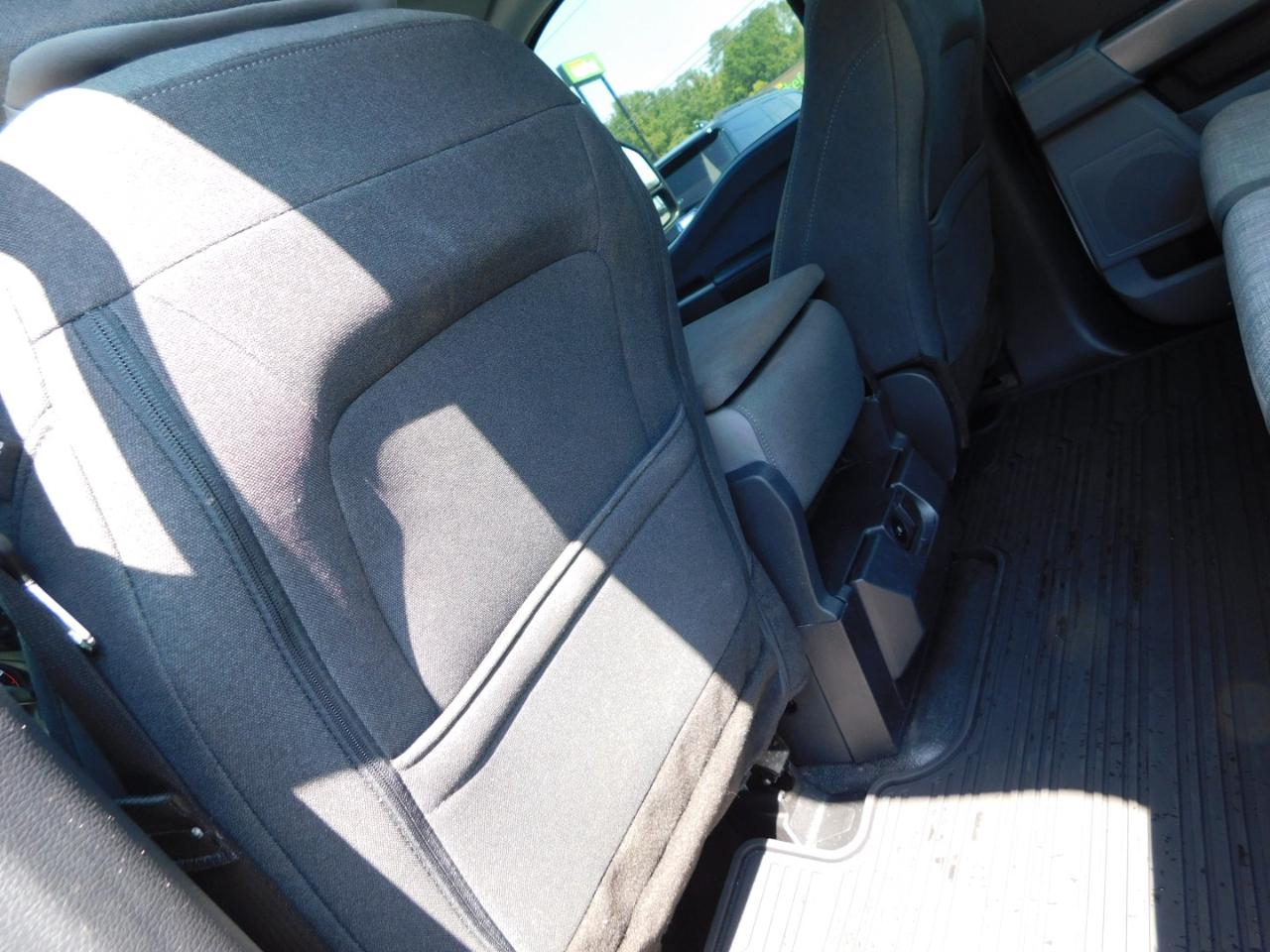 Ford Super Duty F-350 DRW XLT 4WD Crew Cab 8' Box 2023