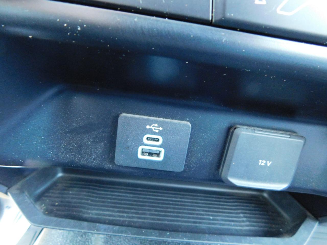 Ford Super Duty F-350 DRW XLT 4WD Crew Cab 8' Box 2023