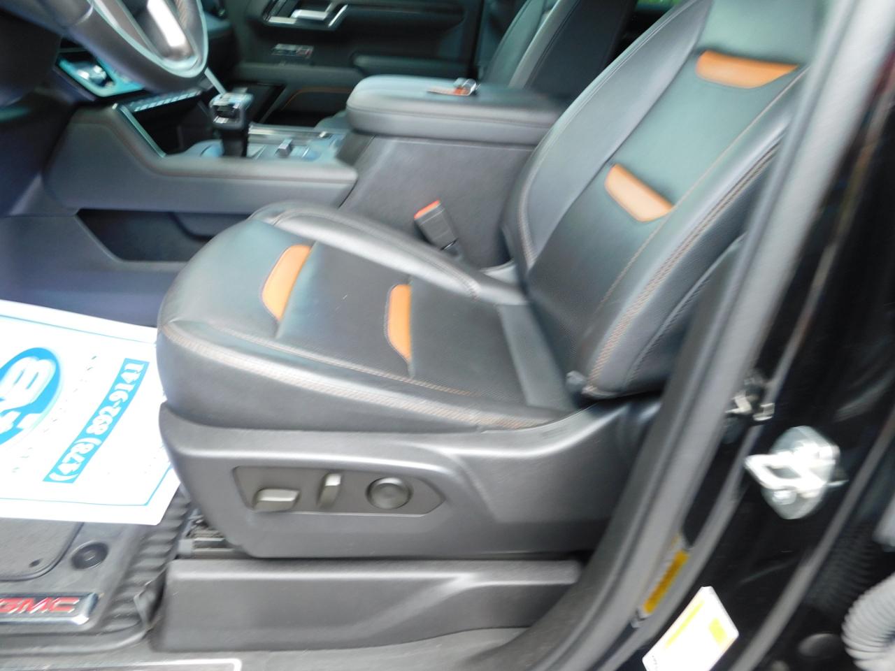 GMC Sierra 1500 4WD Crew Cab 147" AT4 2023