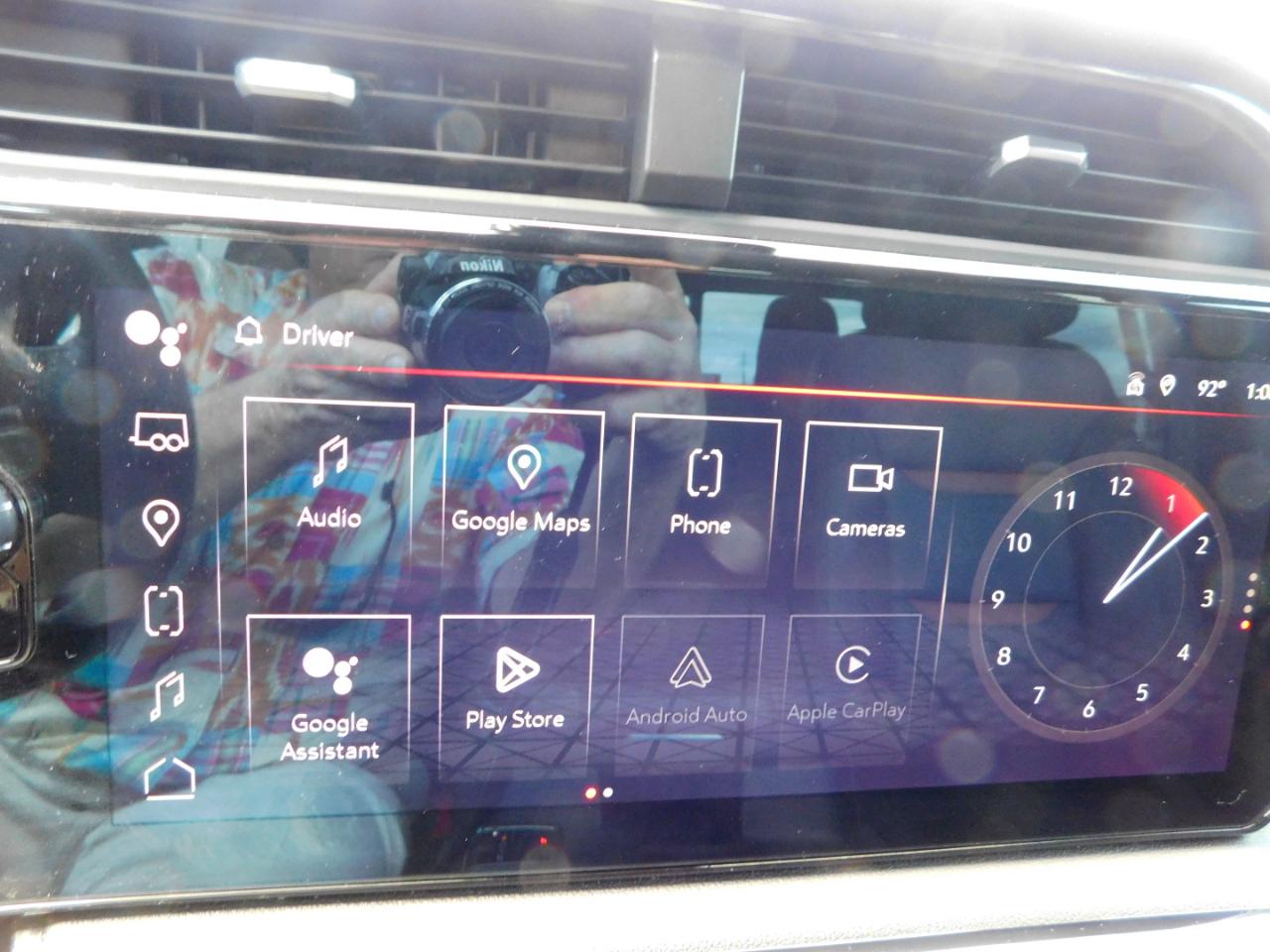 GMC Sierra 1500 4WD Crew Cab 147" AT4 2023